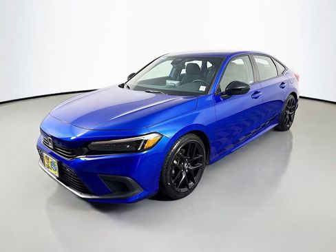 Certified 2022 Honda Civic Sport image 3