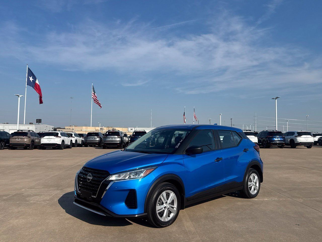 Certified 2025 Nissan Kicks Play S FWD image 9