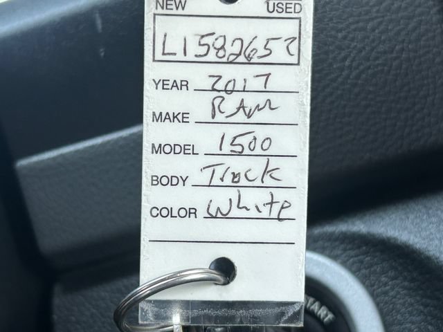 Used 2017 RAM 1500 Express AWD/4WD image 34