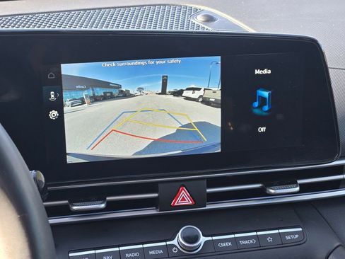 Used 2024 Hyundai Elantra SEL w/ Convenience Package image 35