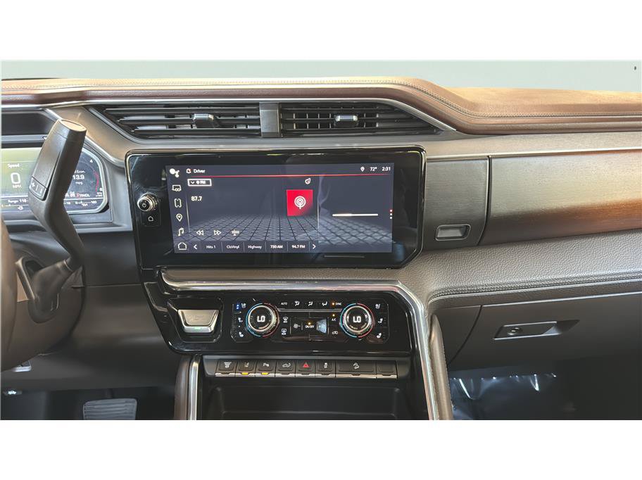 Used 2024 GMC Sierra 2500 Denali w/ Technology Package AWD/4WD image 31