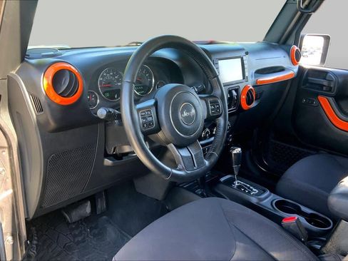 Used 2016 Jeep Wrangler Unlimited Sport w/ Quick Order Package 24S AWD/4WD image 18