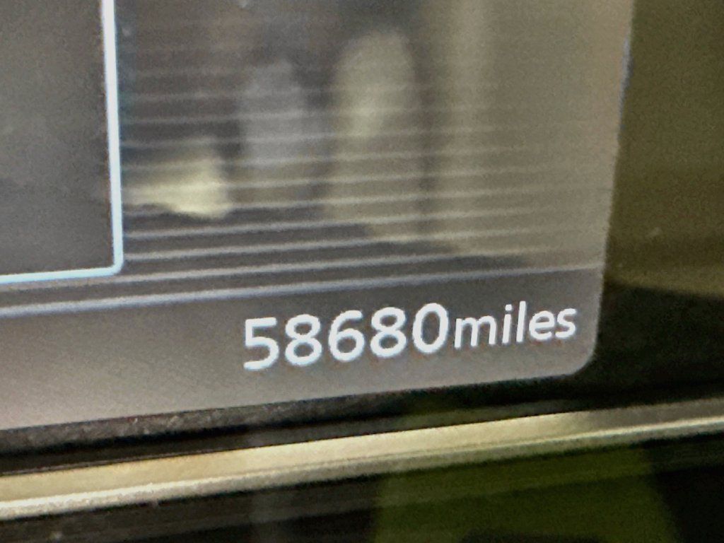 Used 2022 Nissan Leaf S FWD image 5