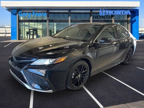 Used 2024 Toyota Camry XSE FWD image 4
