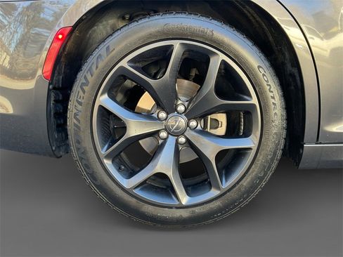 Used 2021 Chrysler 300 S w/ Popular Equipment Group image 10