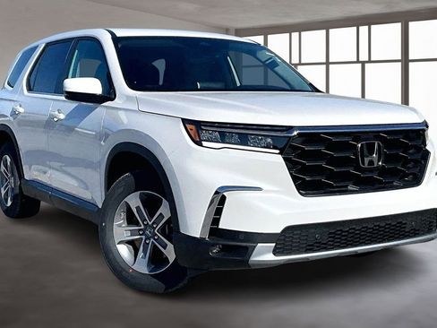 New 2025 Honda Pilot EX-L image 2