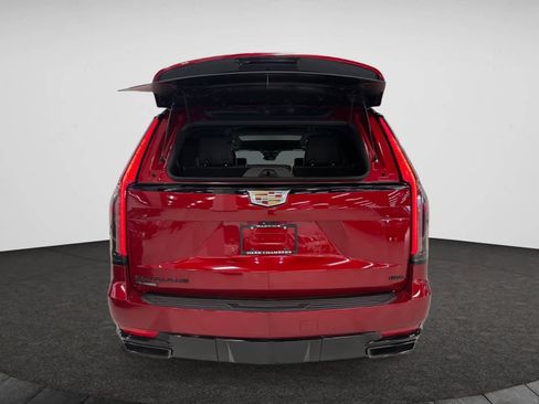 Certified 2023 Cadillac Escalade Sport Platinum image 7