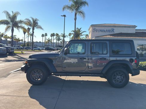 Used 2024 Jeep Wrangler Unlimited Sport image 5