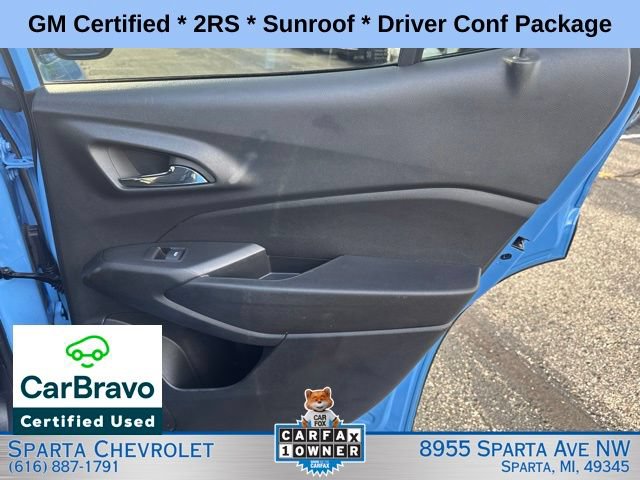 Used 2024 Chevrolet Trax RS w/ Sunroof Package FWD image 27