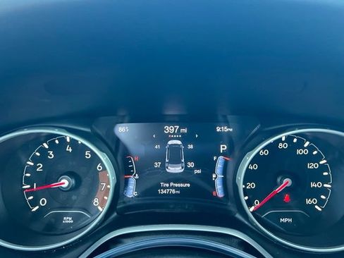 Used 2017 Jeep Compass Limited AWD/4WD image 16