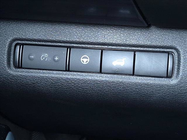 Used 2023 Nissan Pathfinder SL AWD/4WD image 10