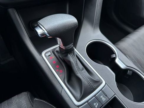 Used 2020 Kia Sportage LX image 25