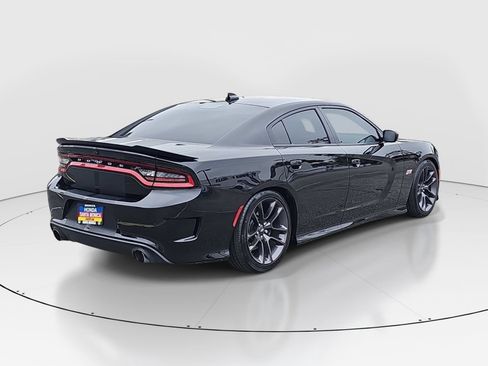 Used 2022 Dodge Charger Scat Pack w/ Plus Group RWD image 5