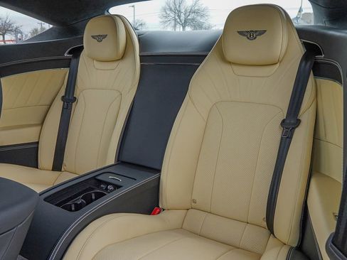 Used 2024 Bentley Continental GT image 43