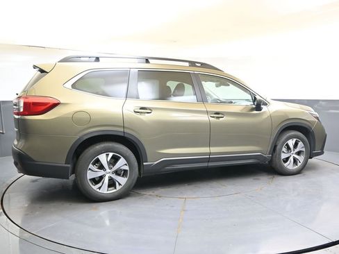 Used 2025 Subaru Ascent Premium AWD/4WD image 6