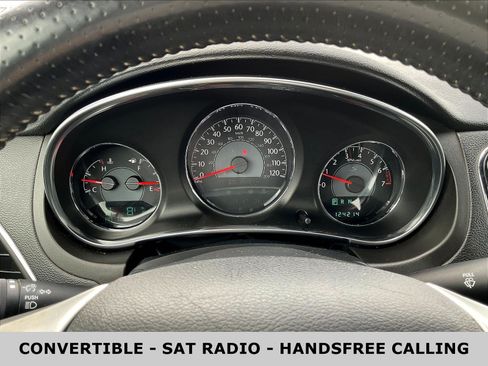 Used 2014 Chrysler 200 S FWD image 13