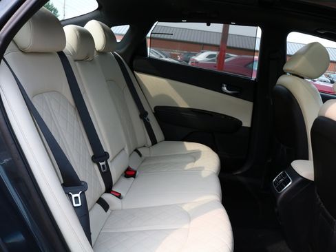 Used 2016 Kia Optima SX image 40