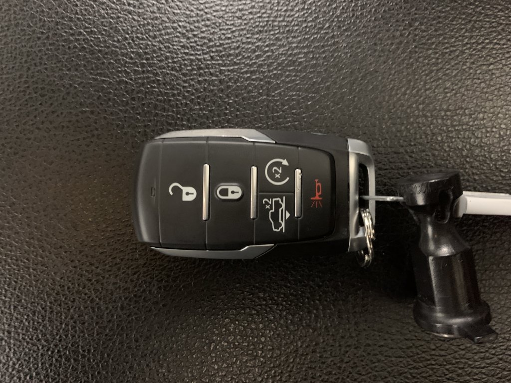 Used 2023 RAM 1500 Big Horn AWD/4WD image 31