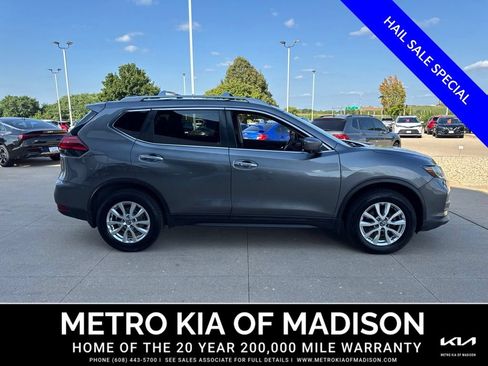 Used 2017 Nissan Rogue SV AWD/4WD image 6