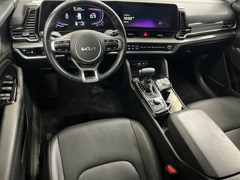 Certified 2023 Kia Sportage EX image 22