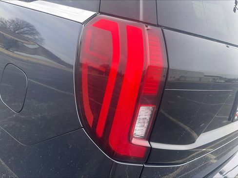 Used 2025 Ford Expedition Active image 25