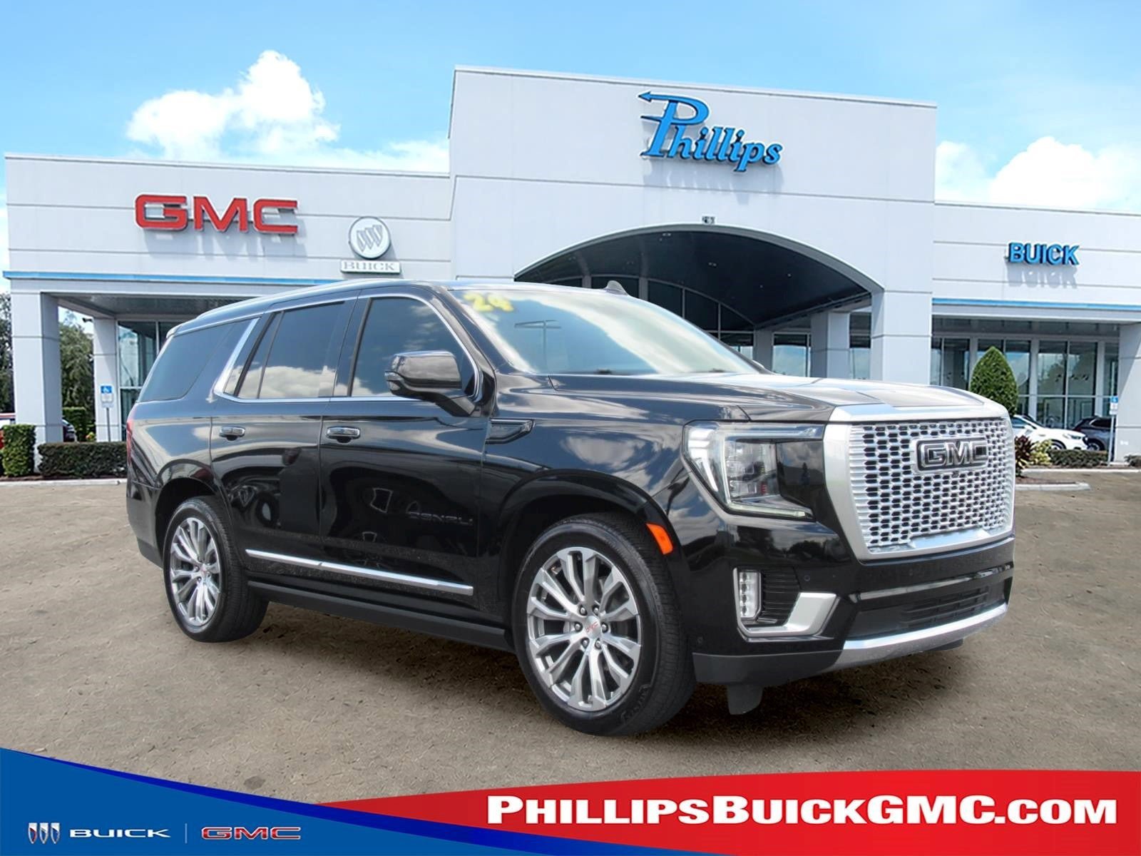 Used 2024 GMC Yukon Denali w/ Denali Reserve Package AWD/4WD image 1