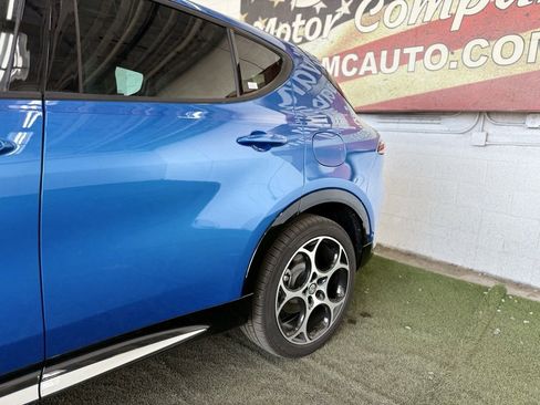 Used 2024 Alfa Romeo Tonale Ti image 4