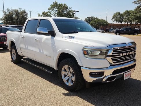 Used 2022 RAM 1500 Laramie AWD/4WD image 7