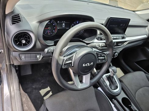 Used 2024 Kia Forte LXS FWD image 13