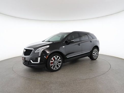 Used 2023 Cadillac XT5 Sportv image 3