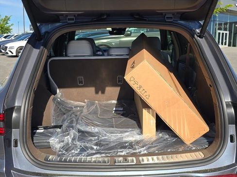 New 2026 Genesis GV70 2.5T Advanced image 10