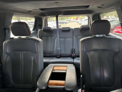 Used 2023 Jeep Grand Wagoneer Series II AWD/4WD image 43