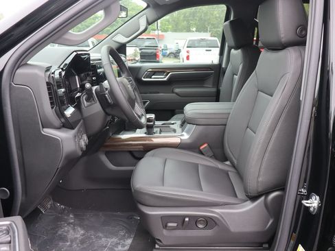 New 2026 Chevrolet Silverado 1500 RST w/ Redline Edition AWD/4WD image 5