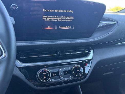 Used 2024 Buick Envista Sport Touring w/ Convenience I Package image 20