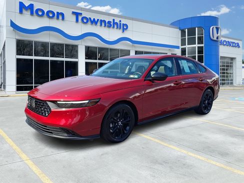 Used 2025 Honda Accord SE image 3