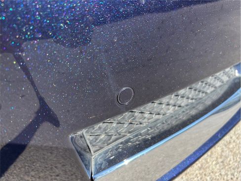 Used 2015 Jaguar XF Premium image 14