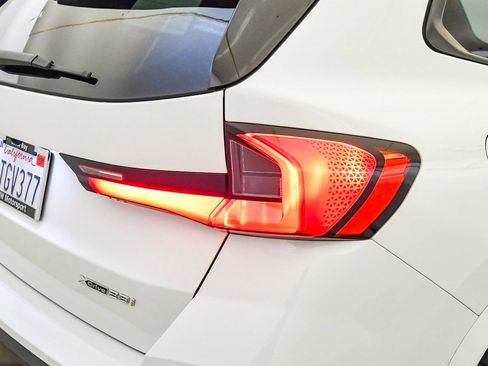 Used 2025 BMW X1 xDrive28i w/ M Sport Package image 12