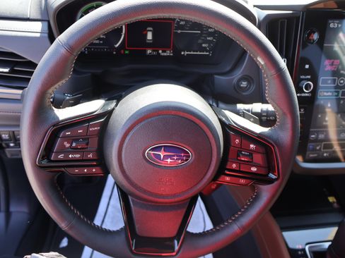 Used 2025 Subaru Forester Touring w/ Touring Package AWD/4WD image 37