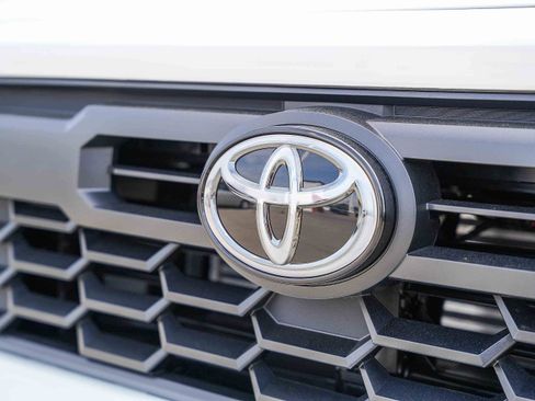 New 2026 Toyota Tacoma TRD Sport image 6