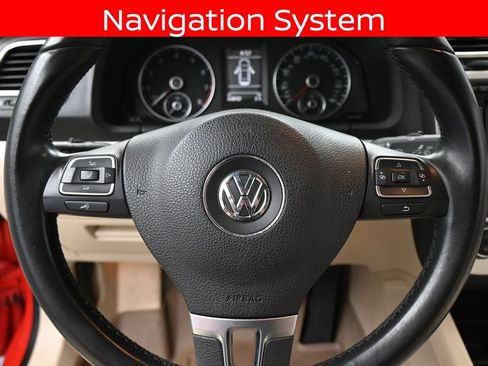 Used 2015 Volkswagen Eos Komfort FWD image 12