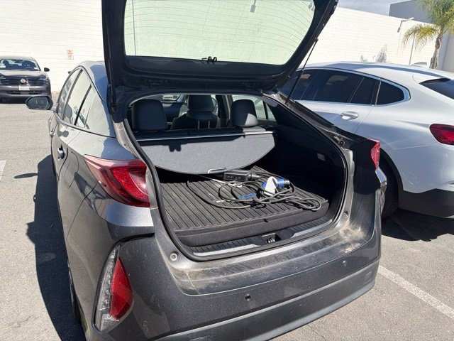 Used 2022 Toyota Prius Prime Limited FWD image 10