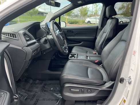 Used 2025 Honda Odyssey Sport-L image 10
