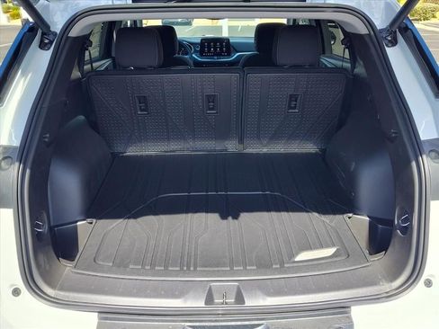 New 2026 Chevrolet Blazer LT w/ Convenience Package FWD image 8