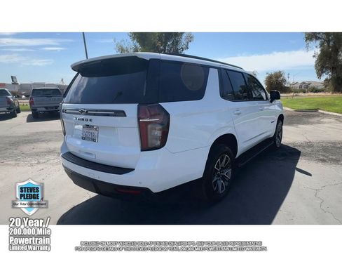 Certified 2023 Chevrolet Tahoe Z71 w/ Luxury Package AWD/4WD image 13