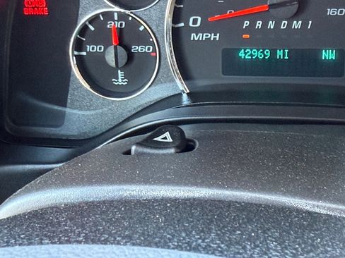 Used 2023 Chevrolet Express 3500 LS RWD image 31