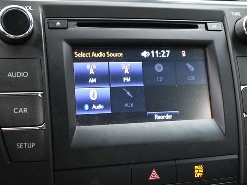 Used 2015 Toyota Camry LE FWD image 28