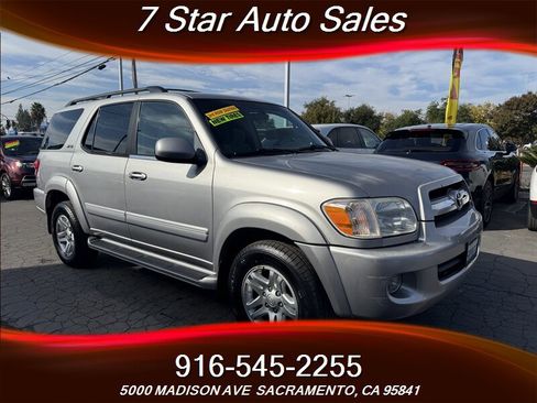 Used 2005 Toyota Sequoia SR5 image 1