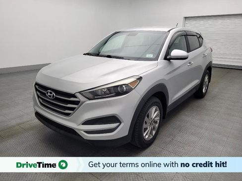 Used 2017 Hyundai Tucson SE image 1