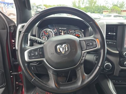Used 2019 RAM 1500 Big Horn RWD image 11
