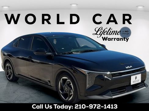 Used 2025 Kia K4 EX FWD image 1